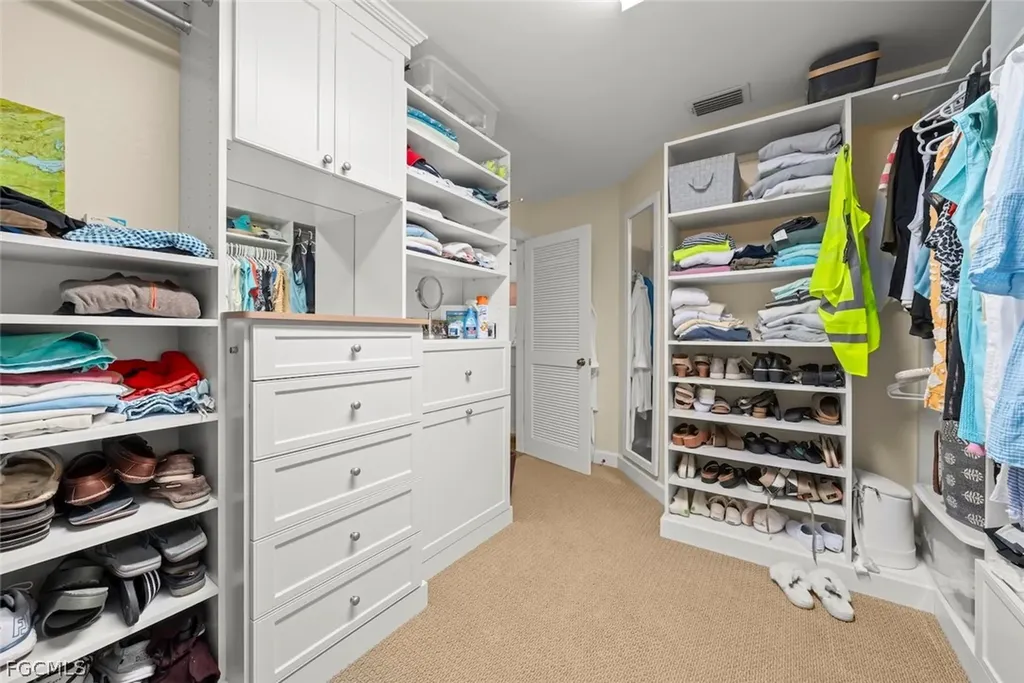 1089 Skiff Place Sanibel FL 33957