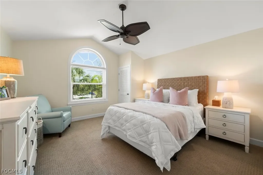 1089 Skiff Place Sanibel FL 33957