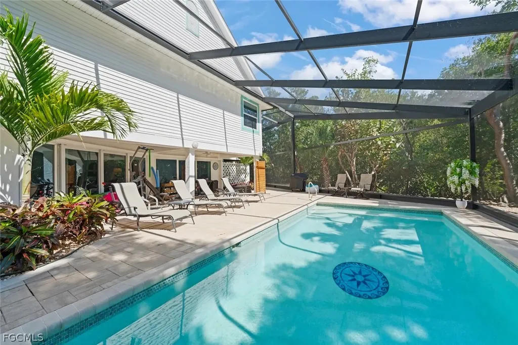 1089 Skiff Place Sanibel FL 33957