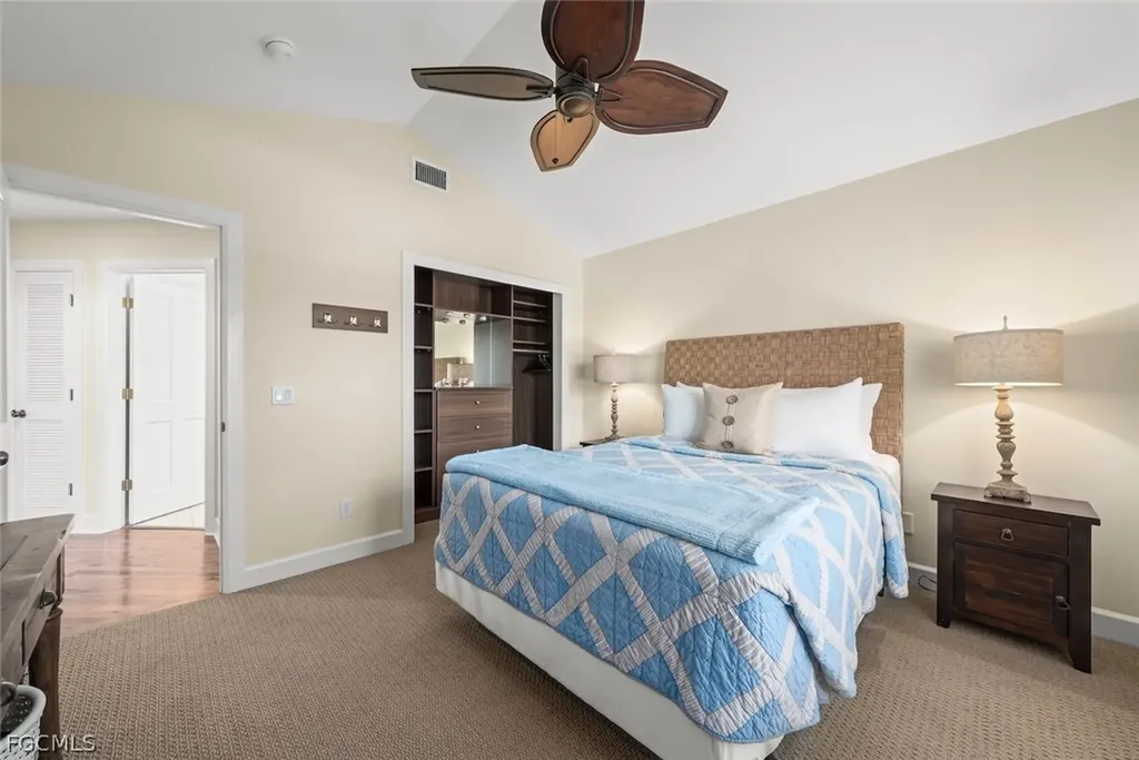 1089 Skiff Place Sanibel FL 33957