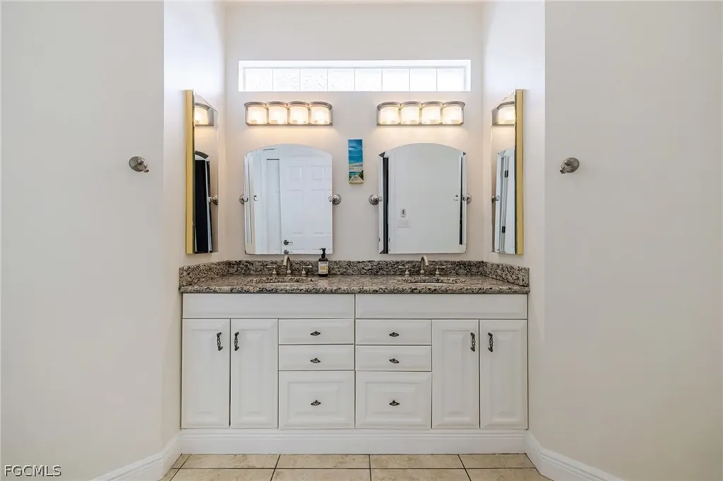 2107 Saint Croix Avenue Fort Myers FL 33905