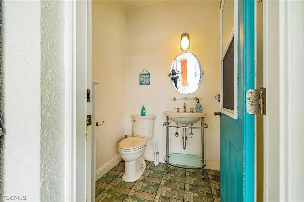 2107 Saint Croix Avenue Fort Myers FL 33905