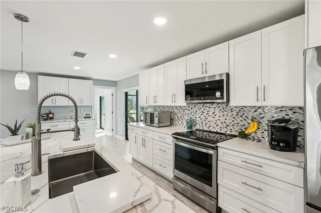 8338 Lagoon Road Fort Myers Beach FL 33931