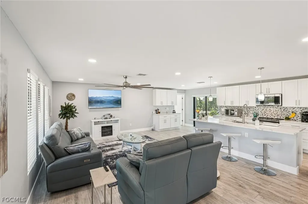 8338 Lagoon Road Fort Myers Beach FL 33931