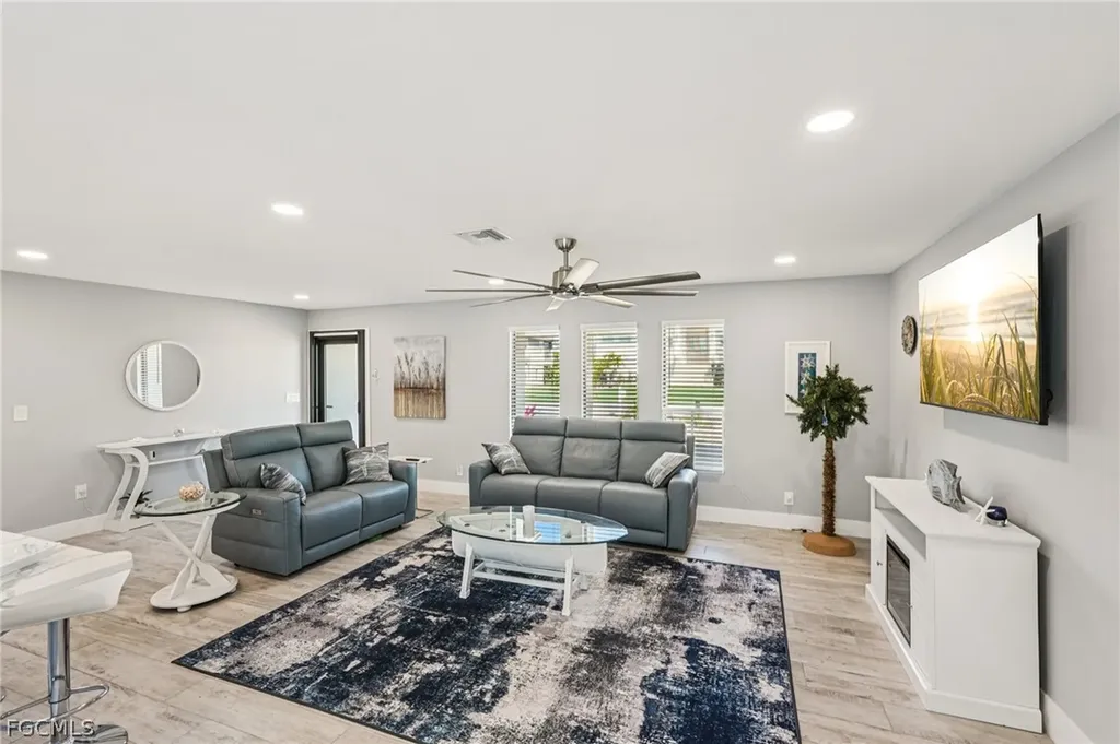 8338 Lagoon Road Fort Myers Beach FL 33931