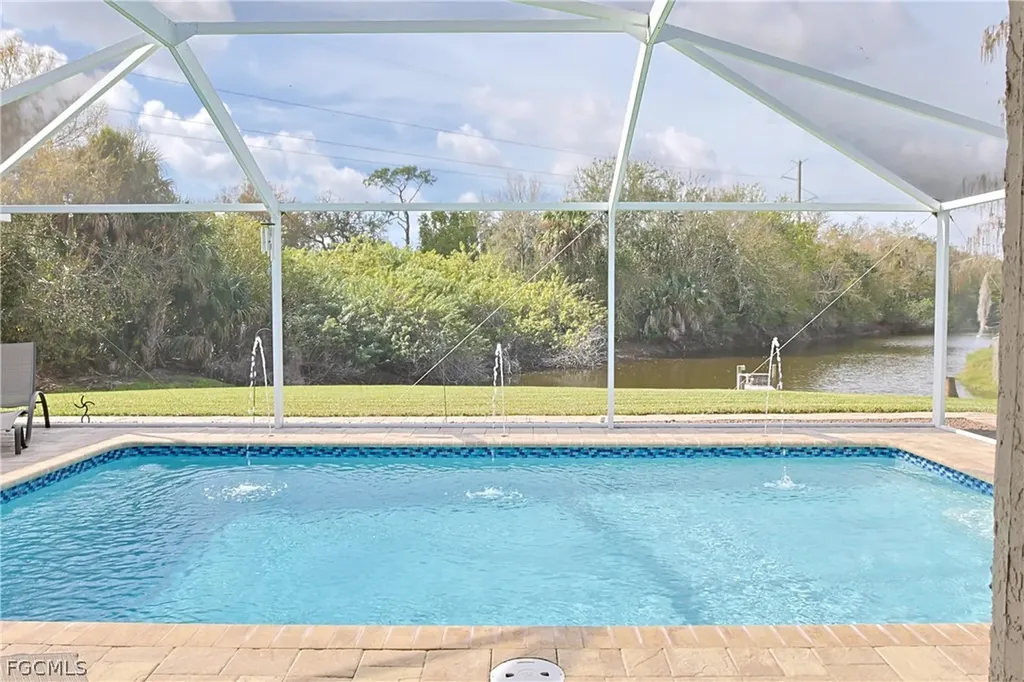 18105 Wells Road North Fort Myers FL 33917