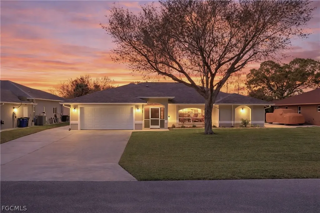 18105 Wells Road North Fort Myers FL 33917
