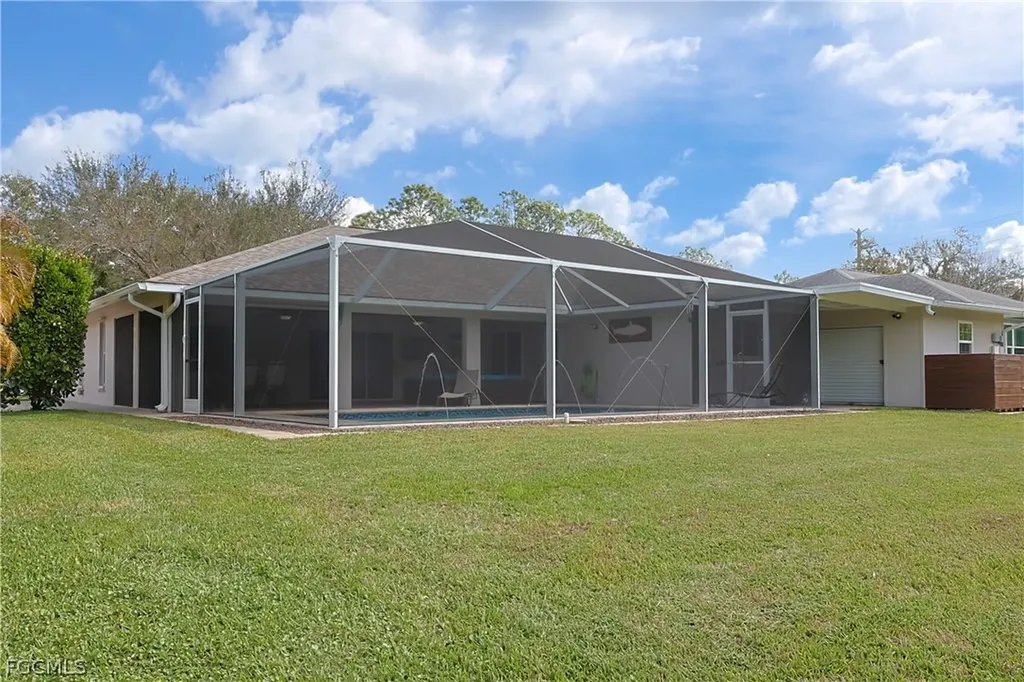 18105 Wells Road North Fort Myers FL 33917