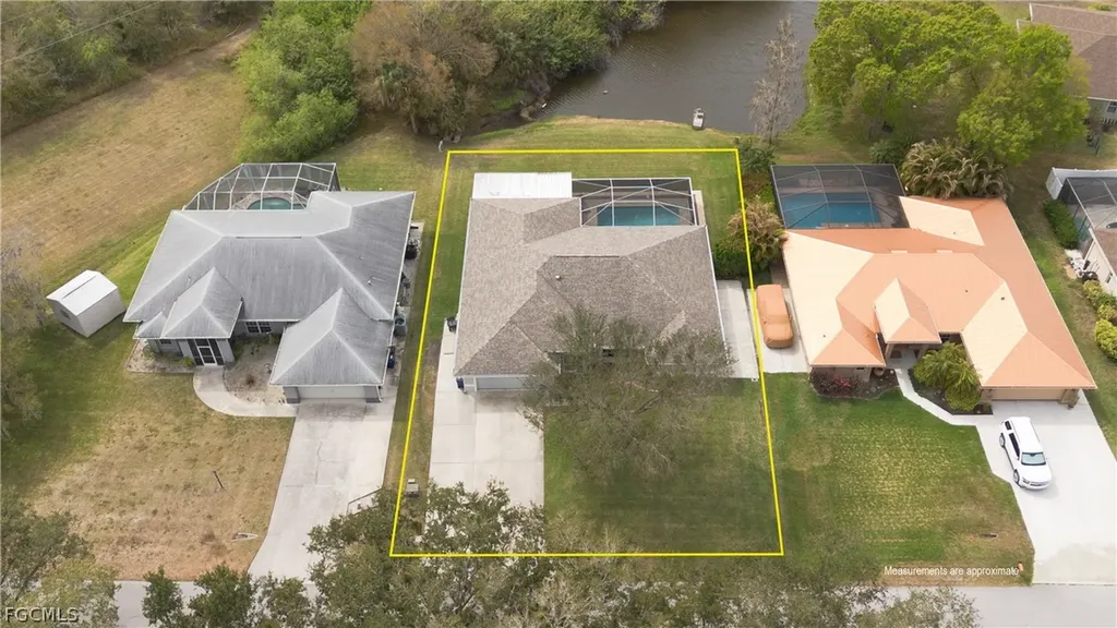 18105 Wells Road North Fort Myers FL 33917