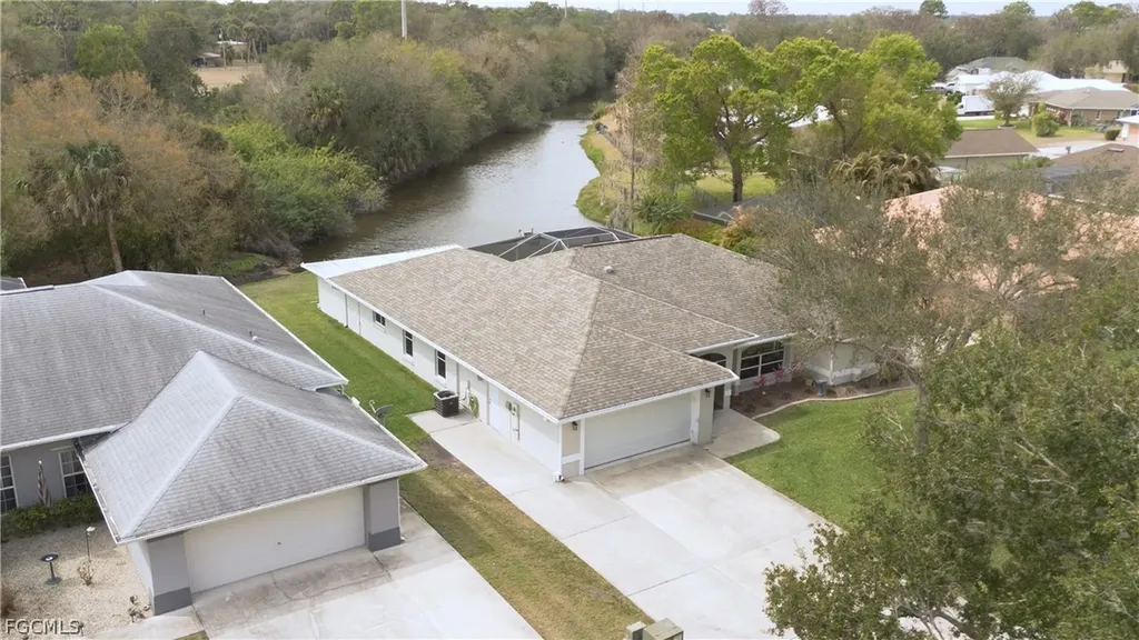 18105 Wells Road North Fort Myers FL 33917