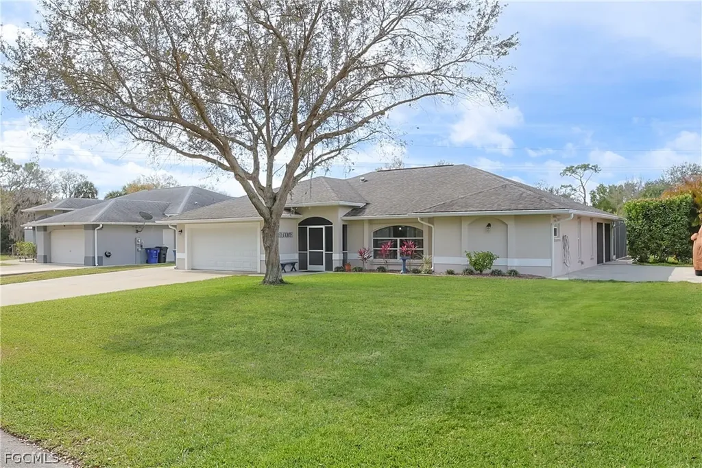 18105 Wells Road North Fort Myers FL 33917