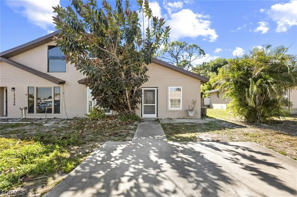 17524 Dumont Drive Fort Myers FL 33967