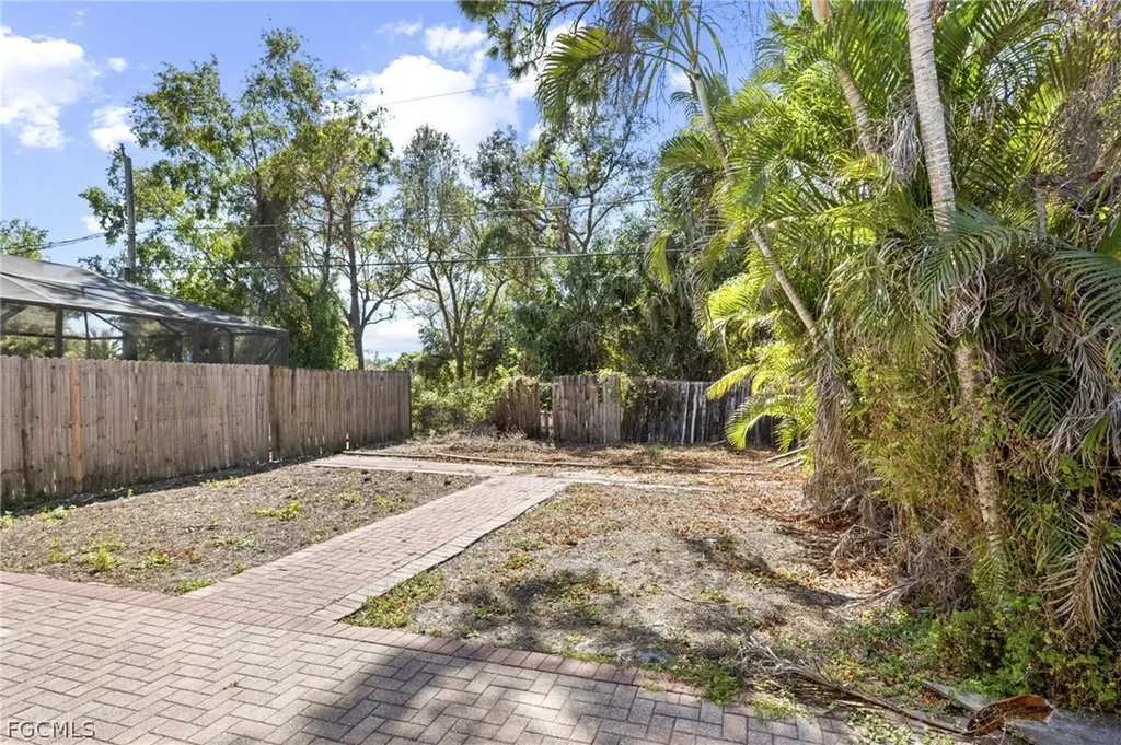 17524 Dumont Drive Fort Myers FL 33967