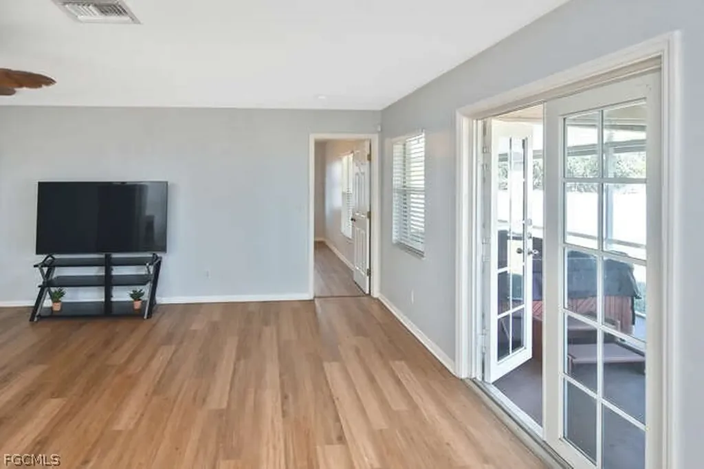 5122 Beecher Street Lehigh Acres FL 33971