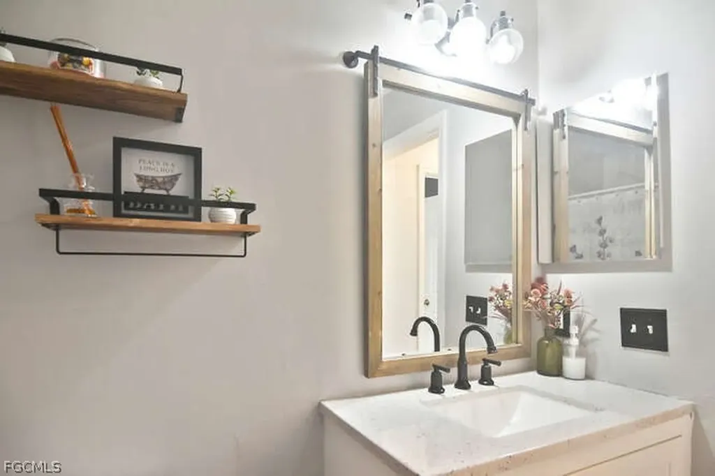 5122 Beecher Street Lehigh Acres FL 33971