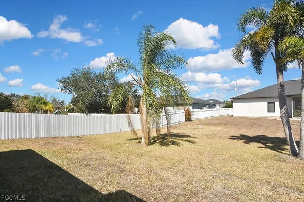 5122 Beecher Street Lehigh Acres FL 33971