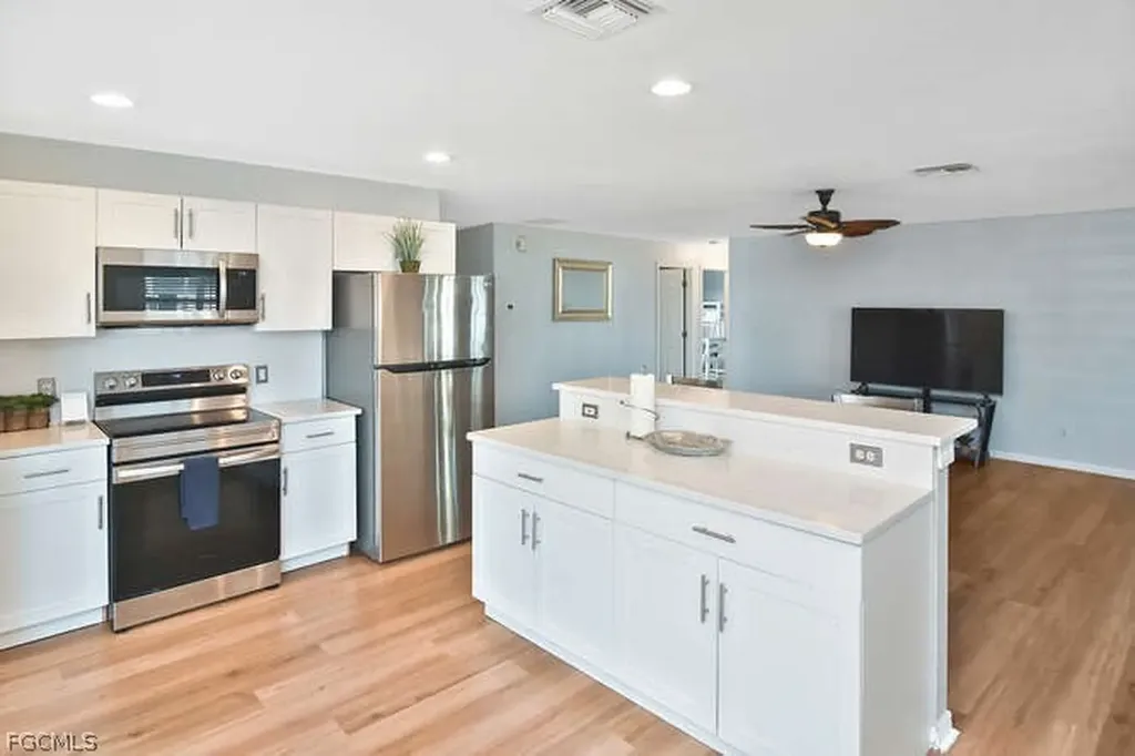 5122 Beecher Street Lehigh Acres FL 33971