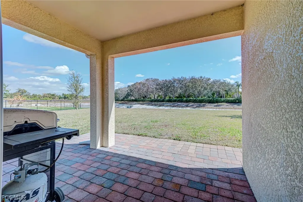 10313 Silver Pond Lane Lehigh Acres FL 33936