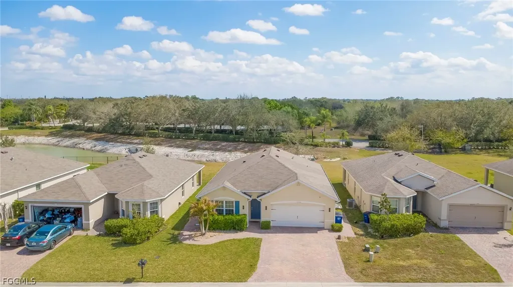10313 Silver Pond Lane Lehigh Acres FL 33936