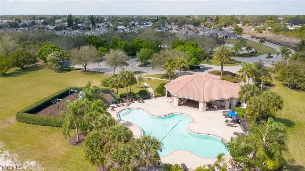 10313 Silver Pond Lane Lehigh Acres FL 33936