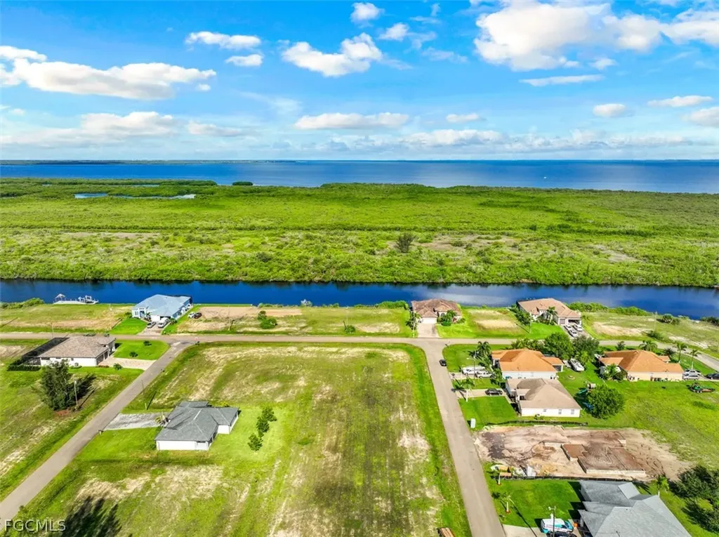 4634 NW 34th Street Cape Coral FL 33993