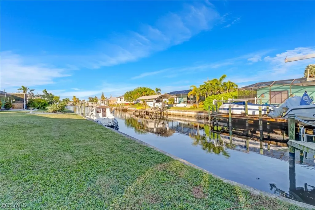 4312 S Bay Circle North Fort Myers FL 33903