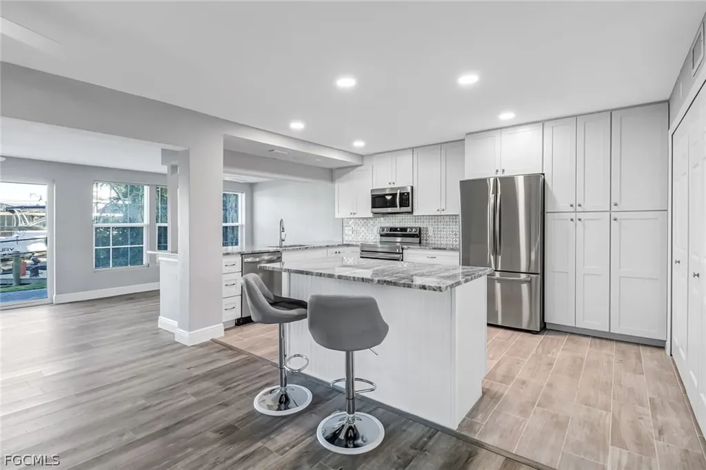 4312 S Bay Circle North Fort Myers FL 33903