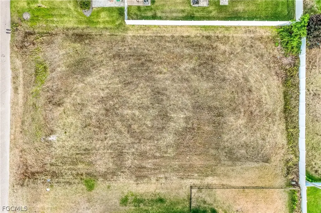 2110 SW 30th Street Cape Coral FL 33914
