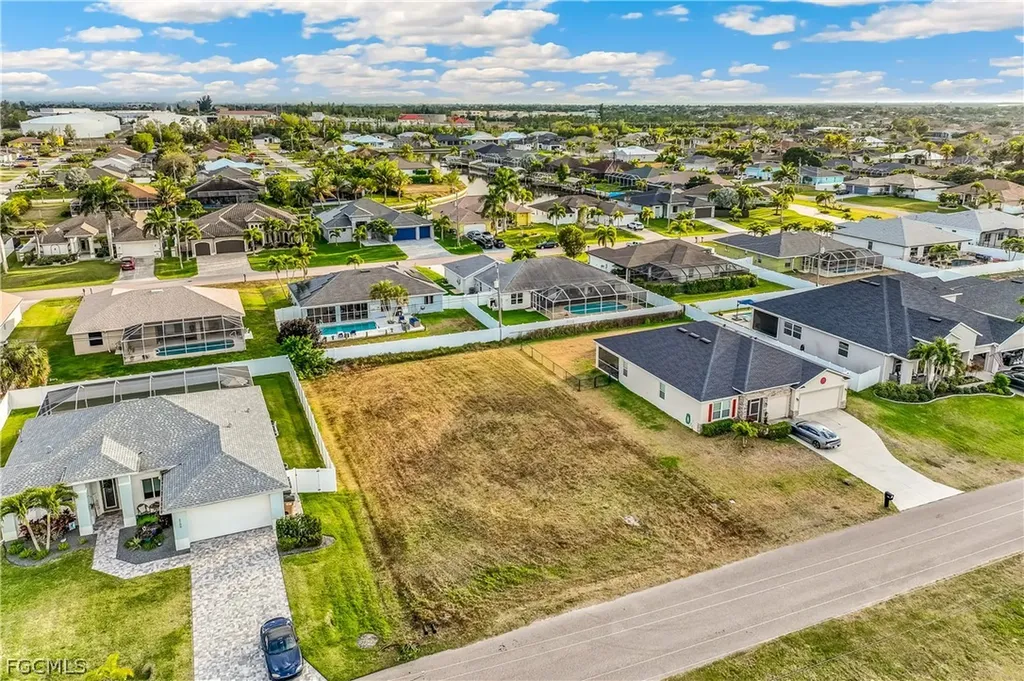 2110 SW 30th Street Cape Coral FL 33914