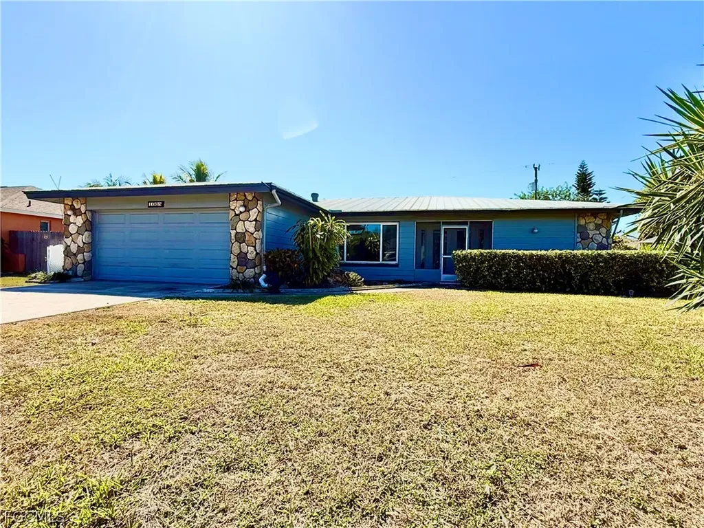 1008 SE 25th Terrace Cape Coral FL 33904
