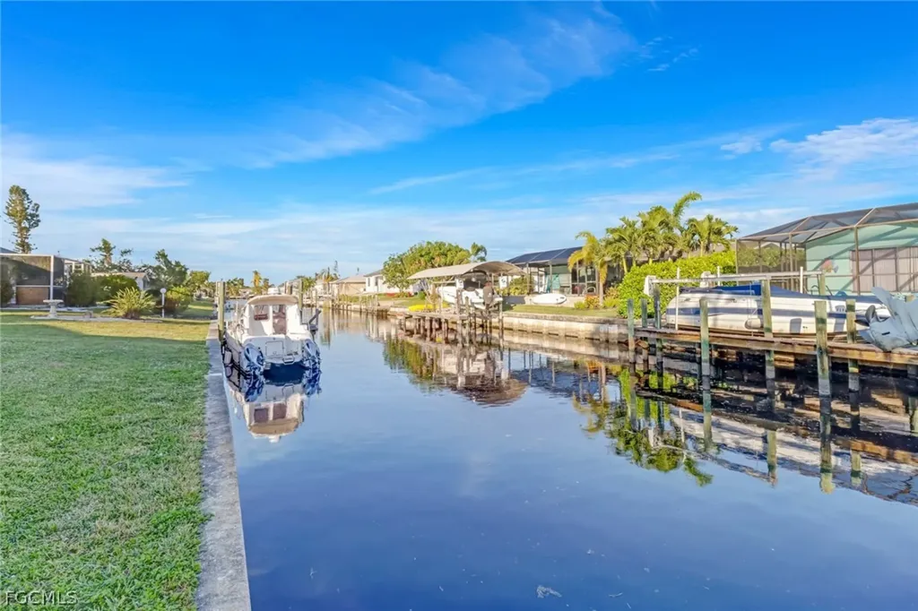 4312 S Bay Circle North Fort Myers FL 33903