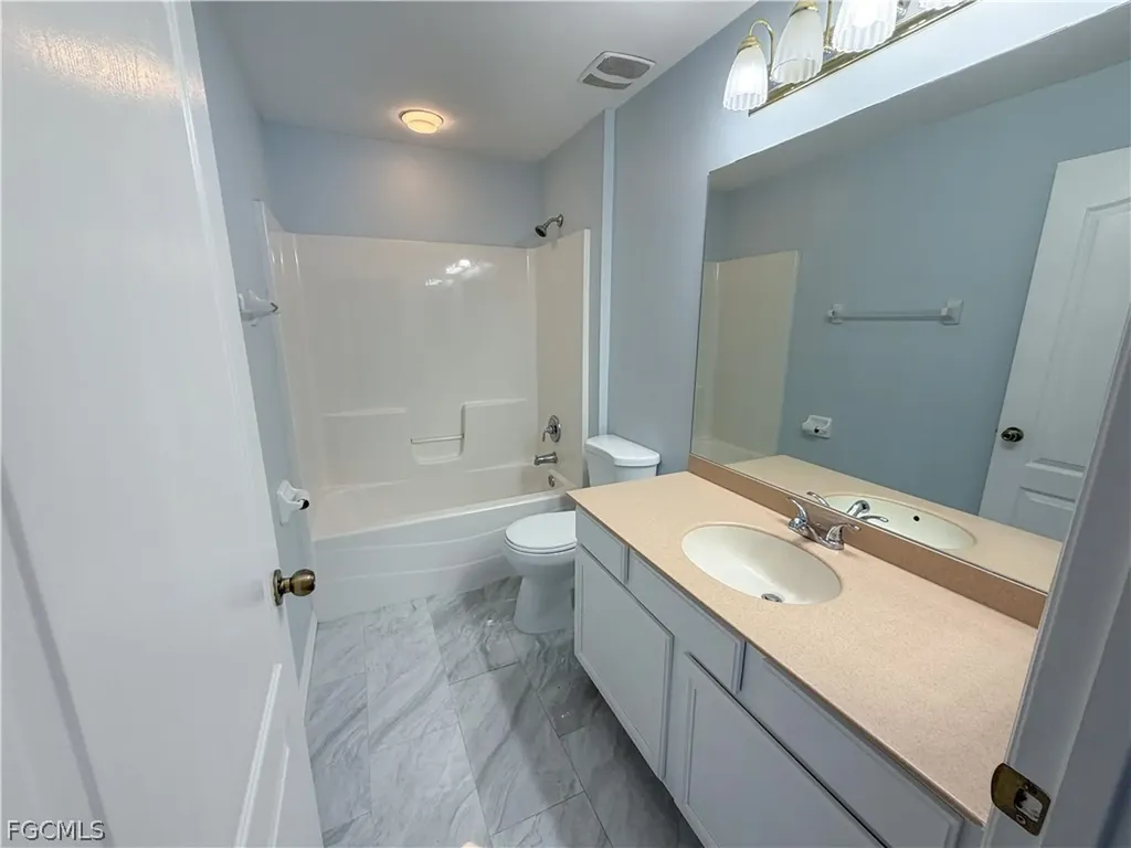 526 NW 1st Lane Cape Coral FL 33993