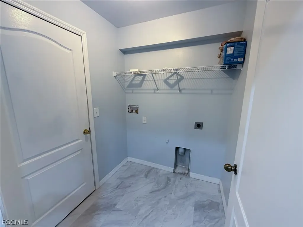 526 NW 1st Lane Cape Coral FL 33993