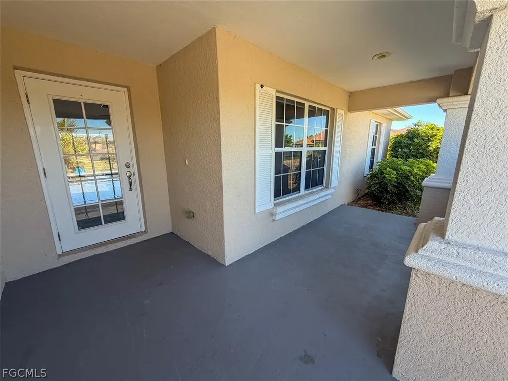526 NW 1st Lane Cape Coral FL 33993