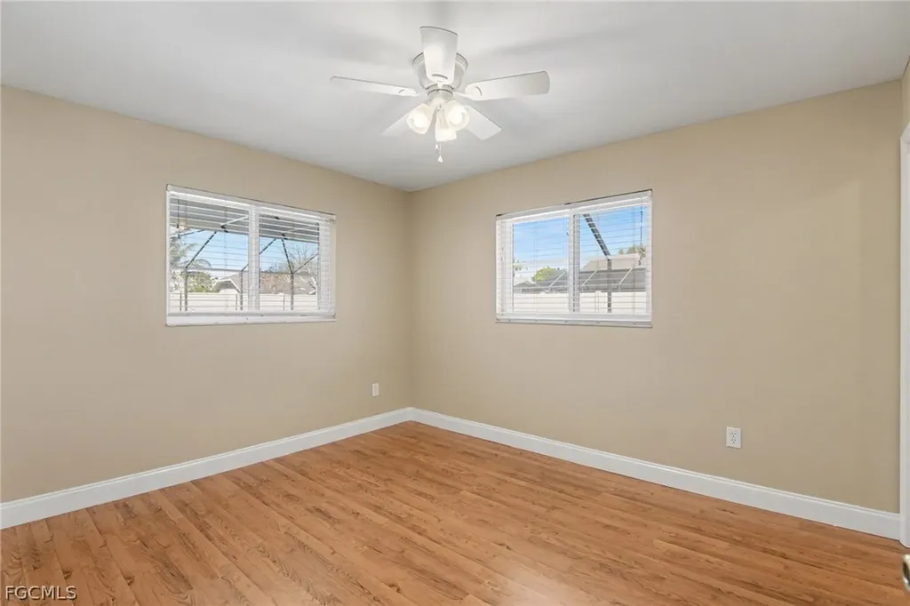 1807 SE 15th Street Cape Coral FL 33990