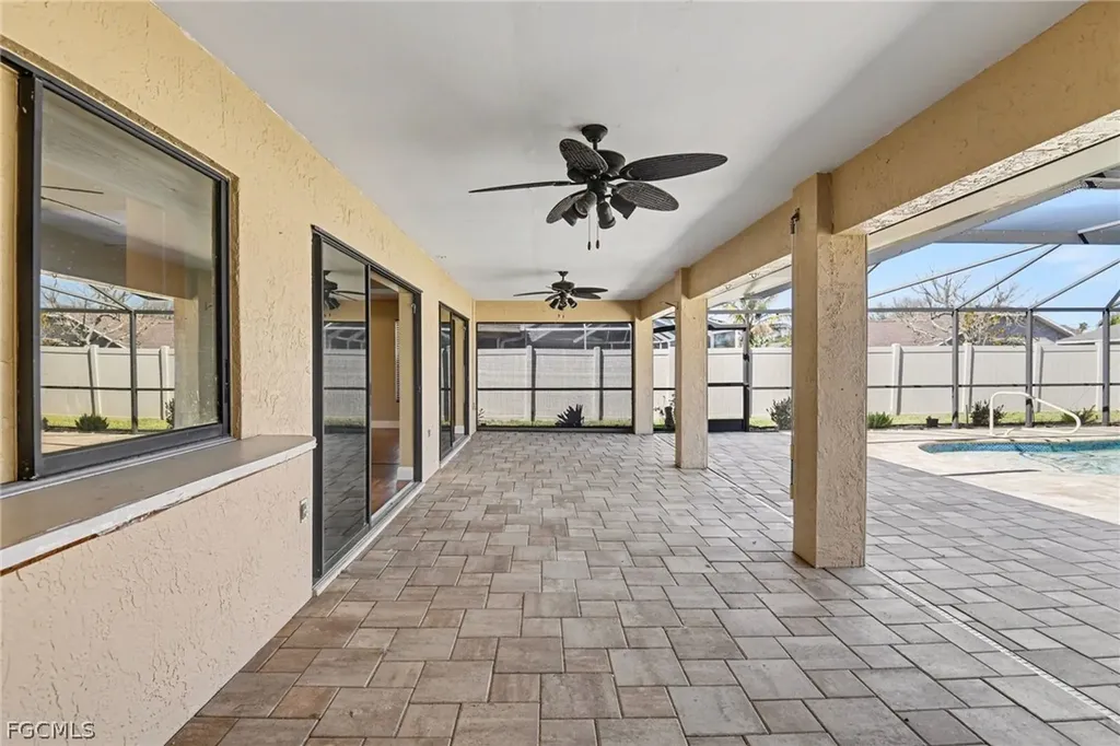 1807 SE 15th Street Cape Coral FL 33990