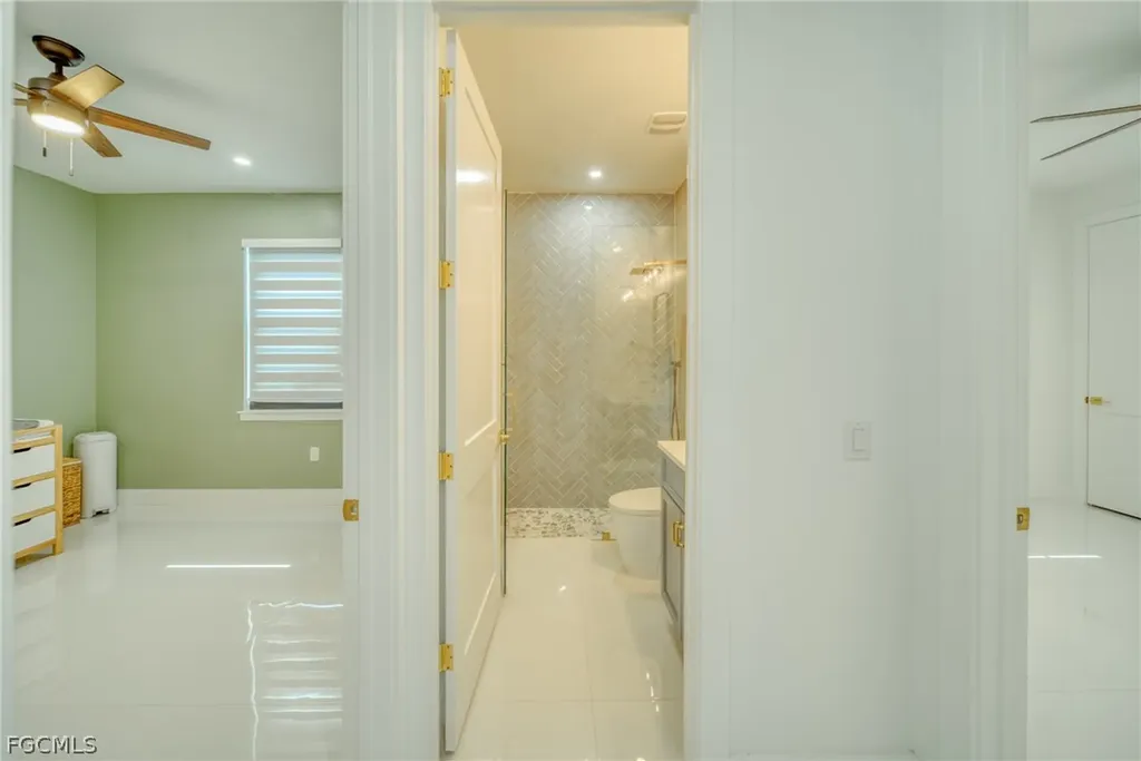537 NW 18th Place Cape Coral FL 33993
