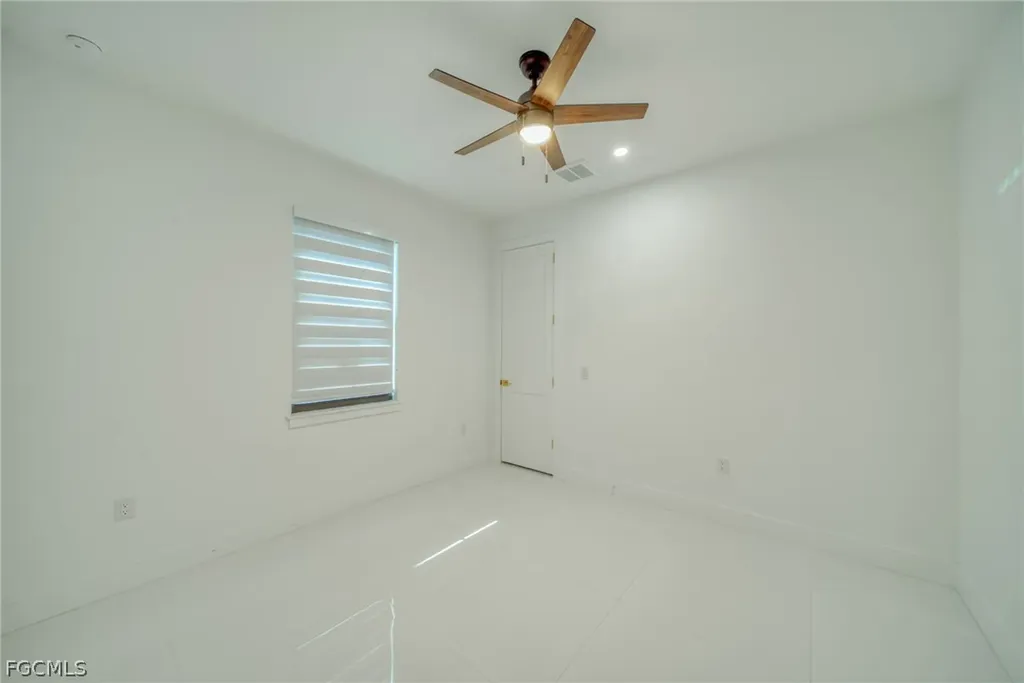 537 NW 18th Place Cape Coral FL 33993