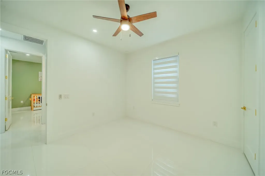 537 NW 18th Place Cape Coral FL 33993