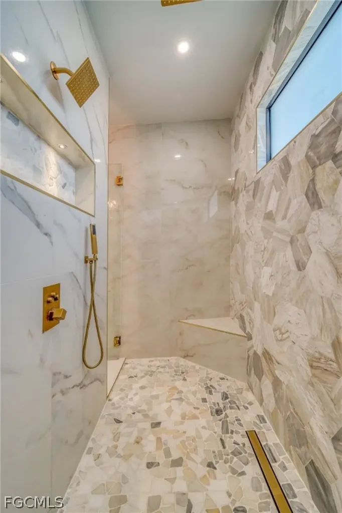 537 NW 18th Place Cape Coral FL 33993