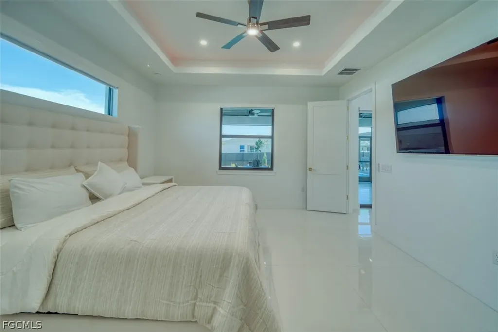 537 NW 18th Place Cape Coral FL 33993