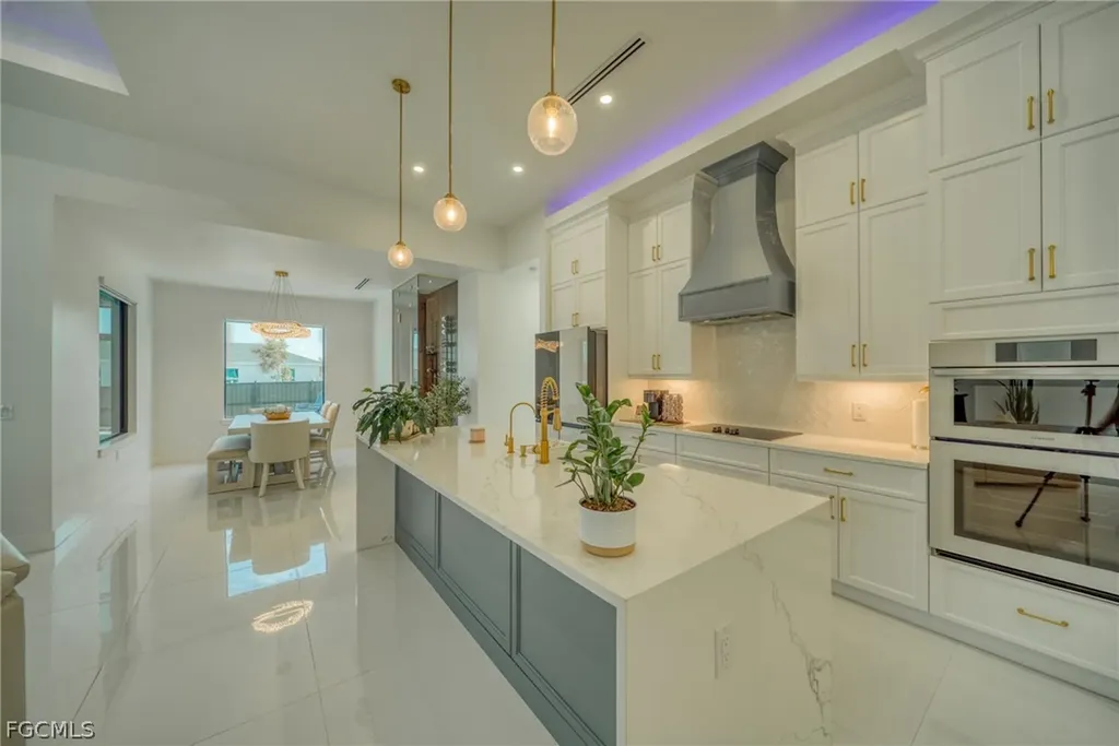537 NW 18th Place Cape Coral FL 33993