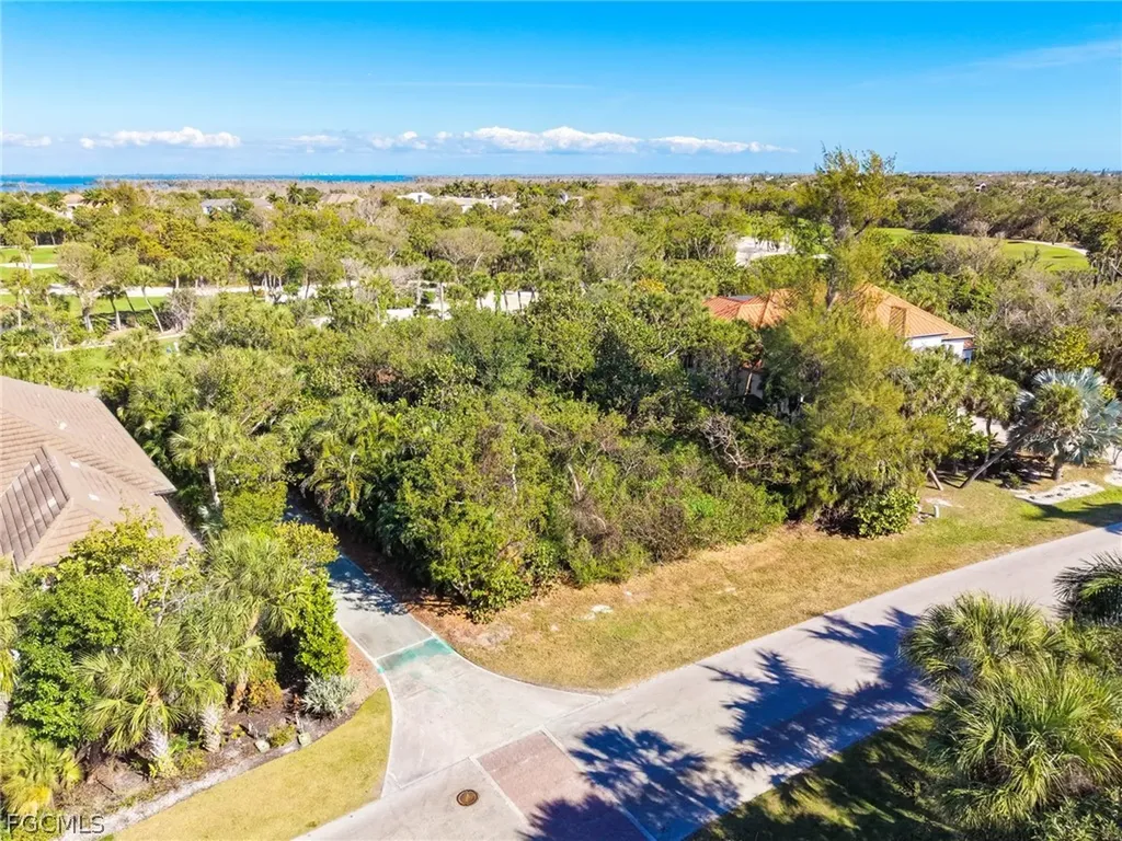 2486 Wulfert Road Sanibel FL 33957