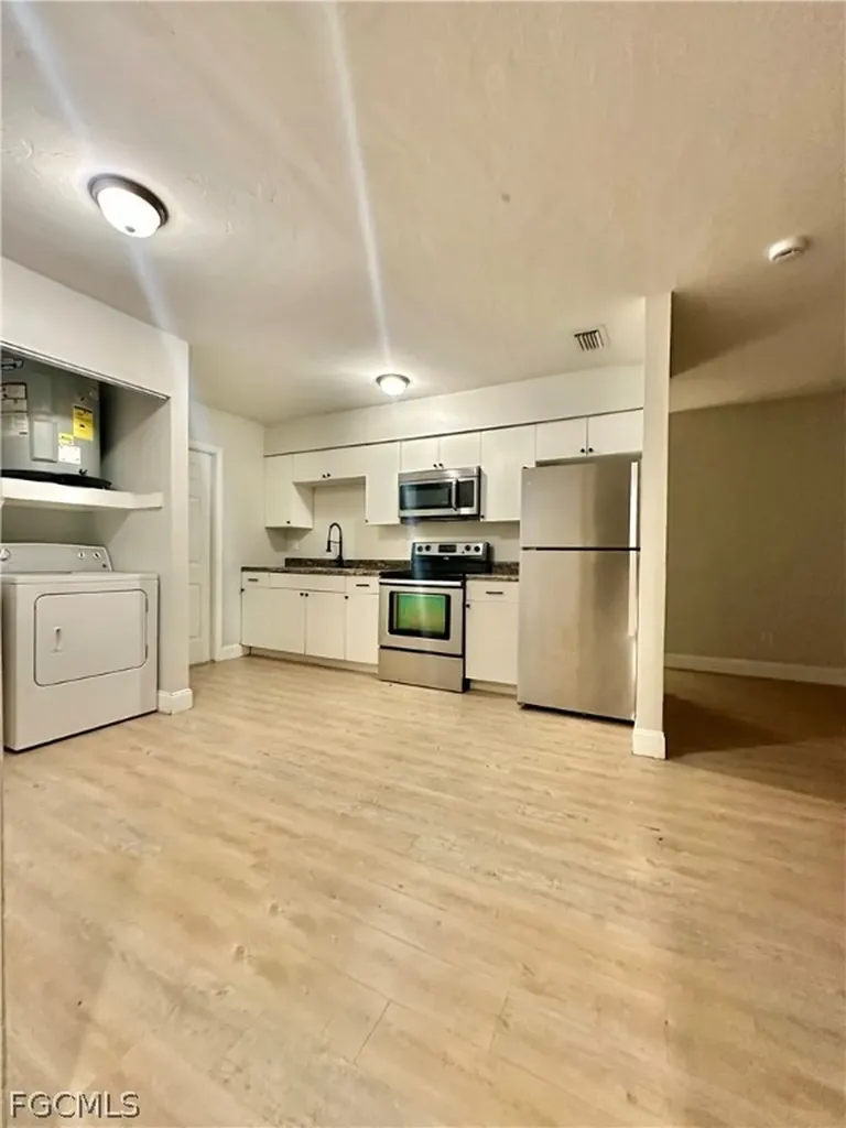 5635 5th Avenue Fort Myers FL 33907