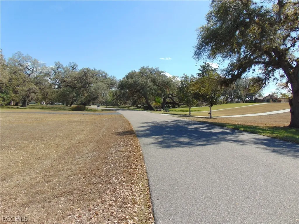 1092 Riverbend Drive Labelle FL 33935