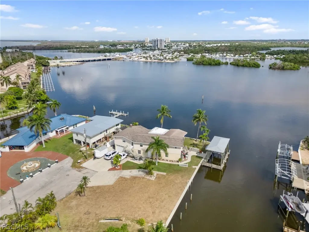 870 Oak Street Fort Myers Beach FL 33931