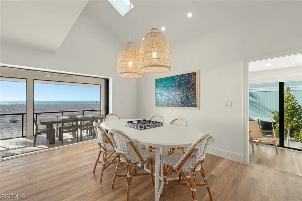 19 Beach Homes Captiva FL 33924