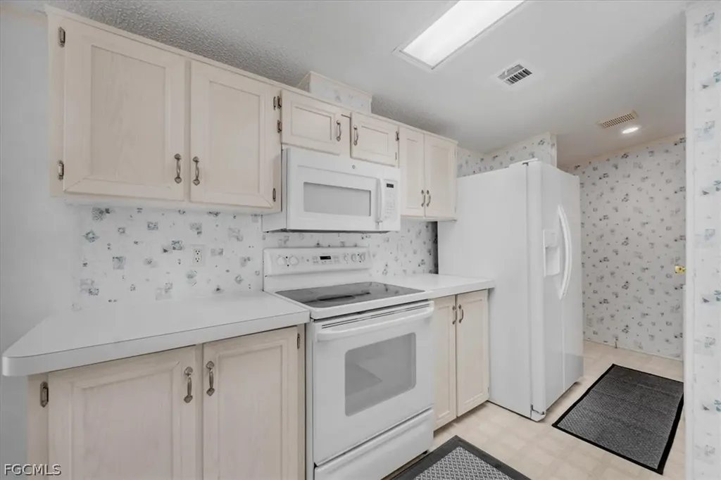 1151 Peaceful Lane Moore Haven FL 33471