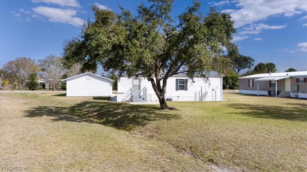 1151 Peaceful Lane Moore Haven FL 33471