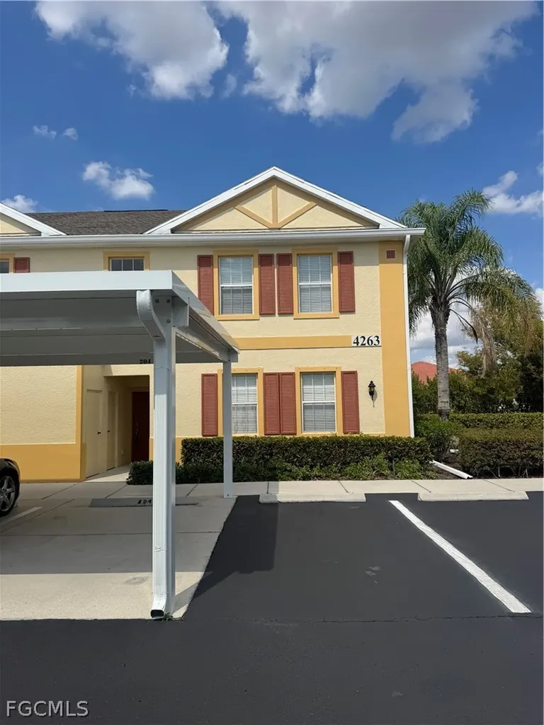 4263 Liron Avenue Fort Myers FL 33916